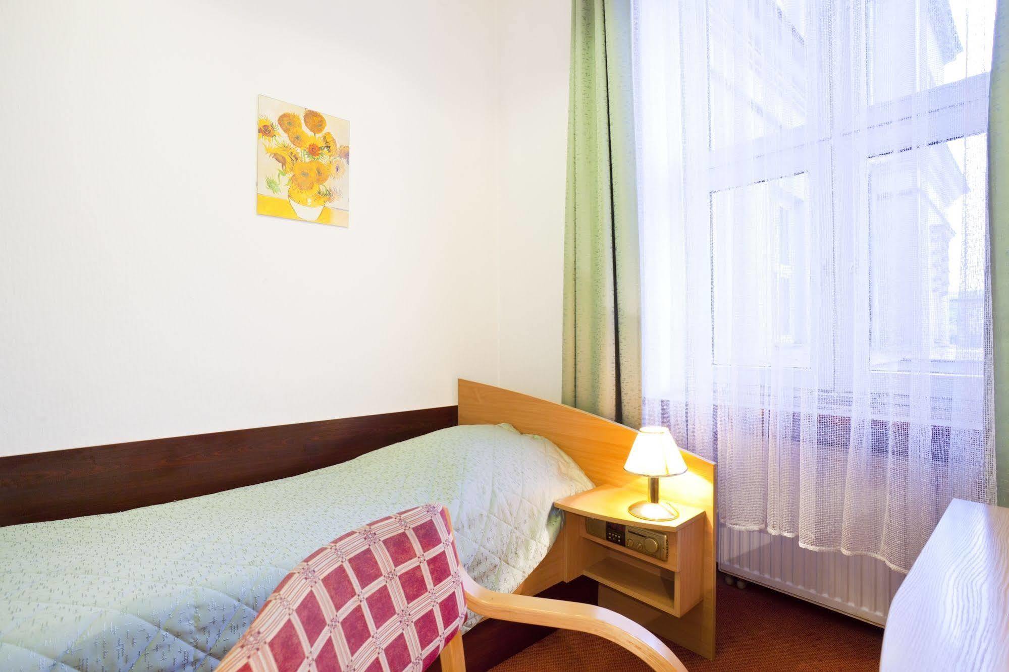 Aiden By Best Western Lodz Exteriör bild